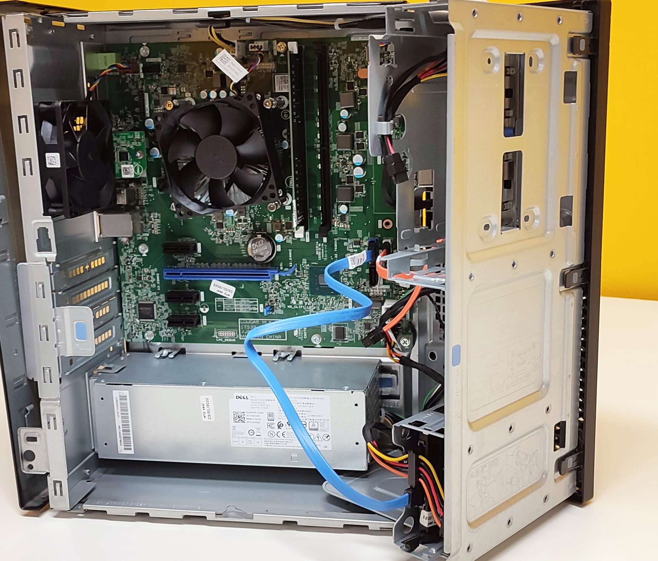 Bundle DELL OptiPlex 3070 + P2317 Bundle DELL OptiPlex 3070 + P2317